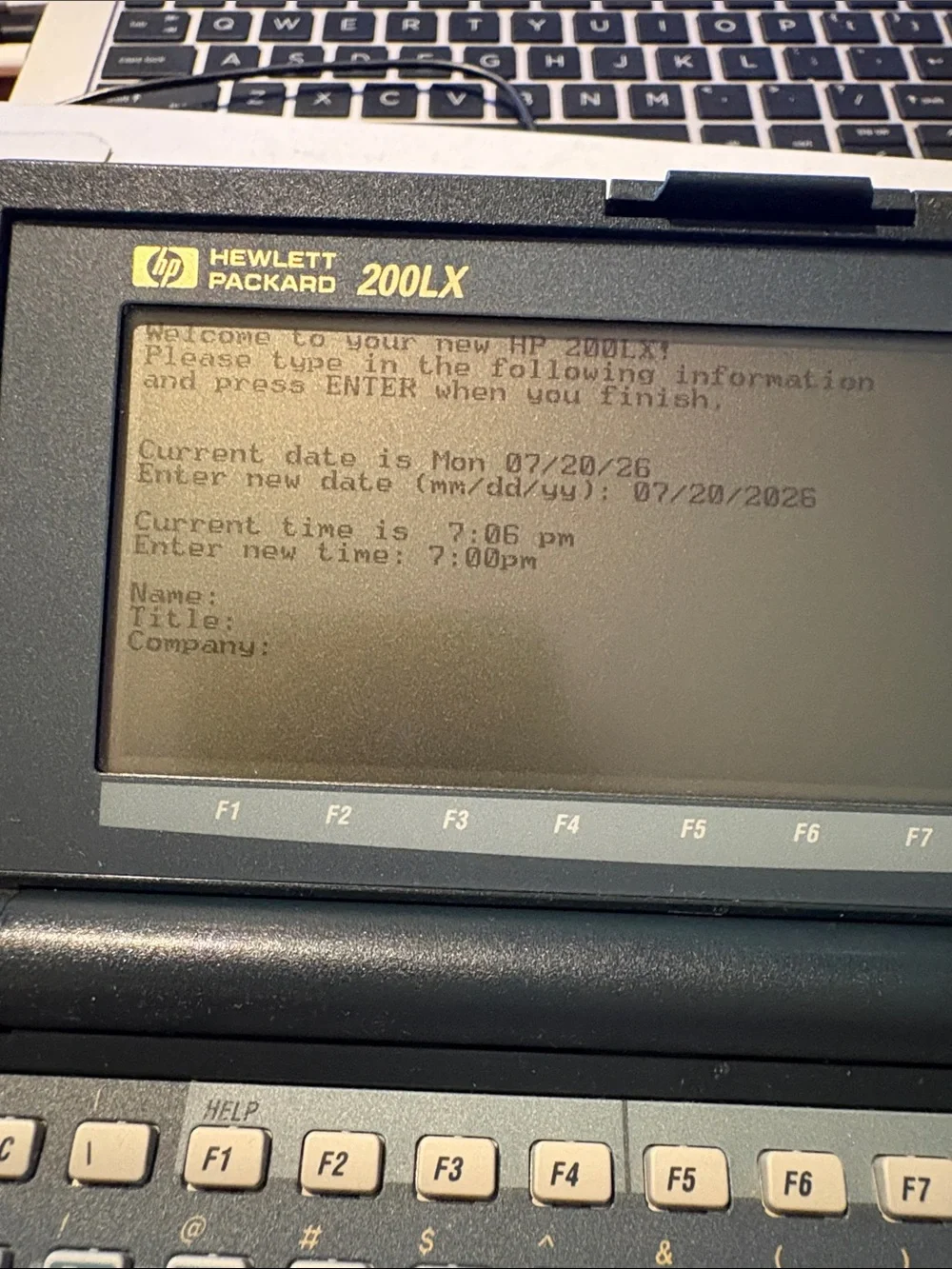 HP 200LX Palmtop PC - 1MB RAM- RARE Vintage PC- great condition